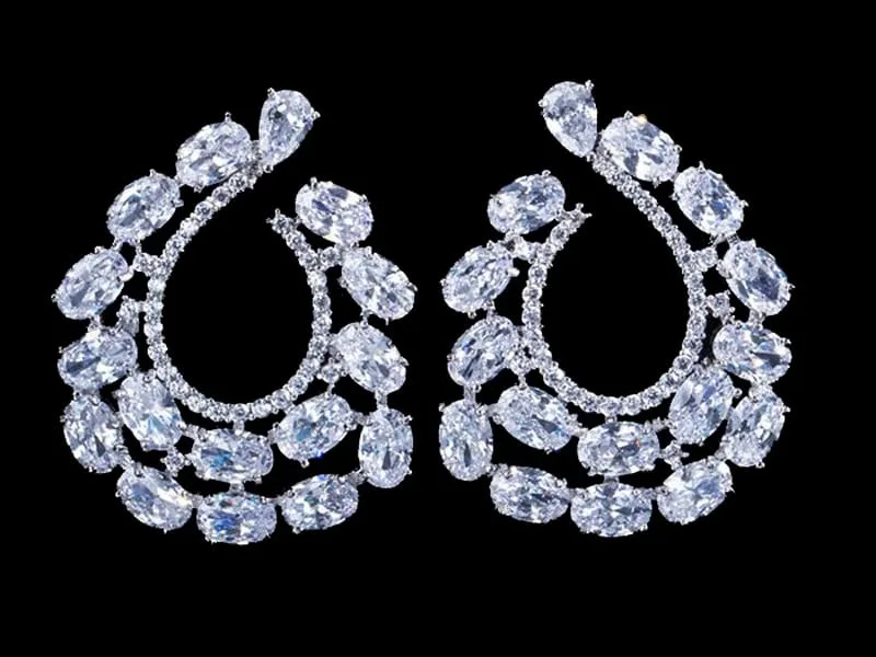 Cercei statement placaţi cu rodiu şi cristale zirconiu cubic