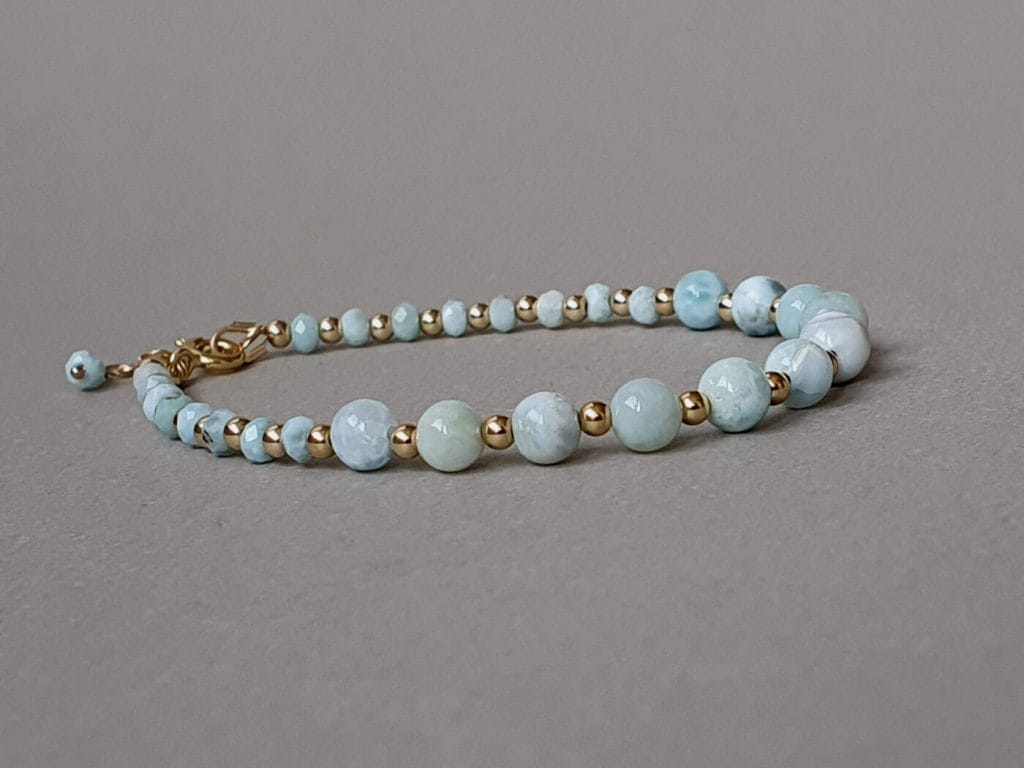 Brăţară din larimar și aur filat