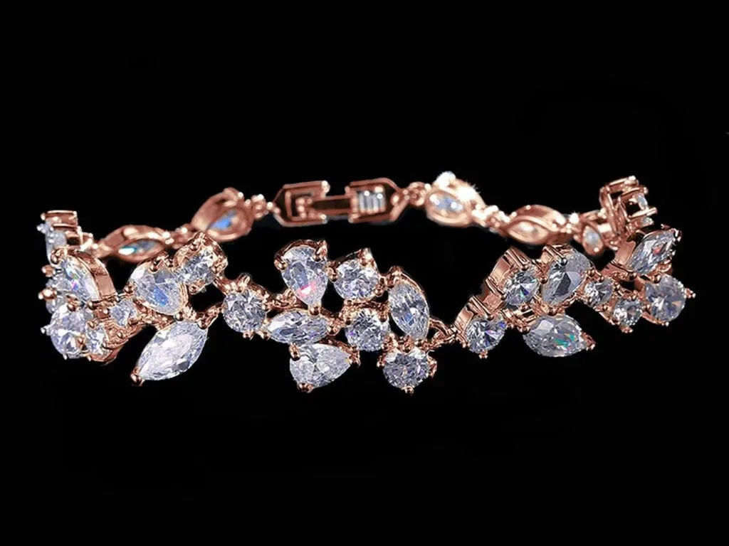 Brăţară placată cu aur roz și cristale cubic zirconia