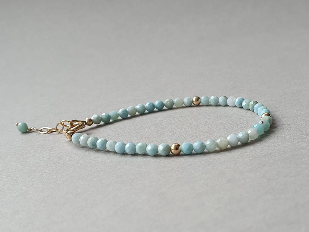 Brăţară din larimar și aur filat