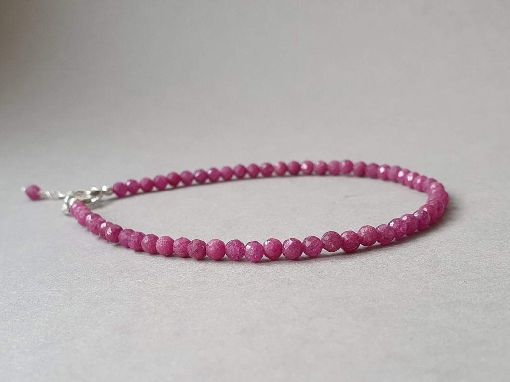 Brăţară din rubin și argint