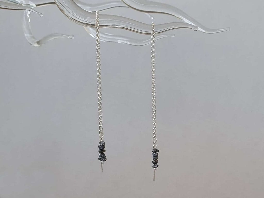 Cercei cu diamante brute negre şi argint sau aur filat