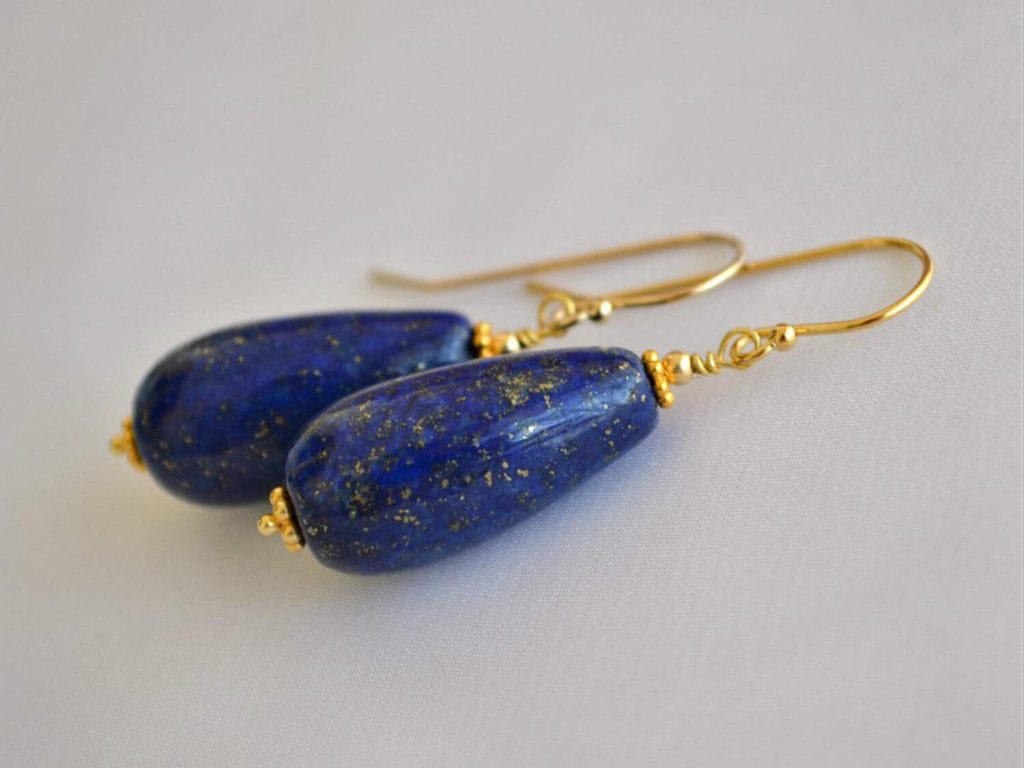 Cercei din lapis lazuli şi argint placat cu aur