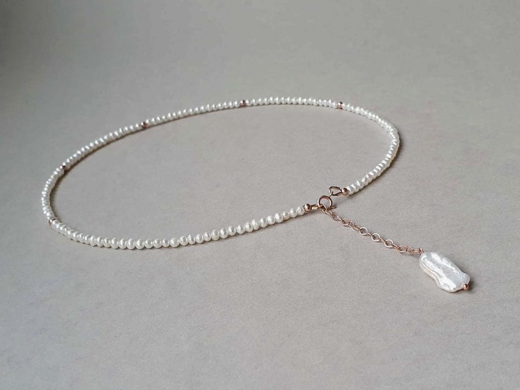 Colier din perle de cultură și aur filat