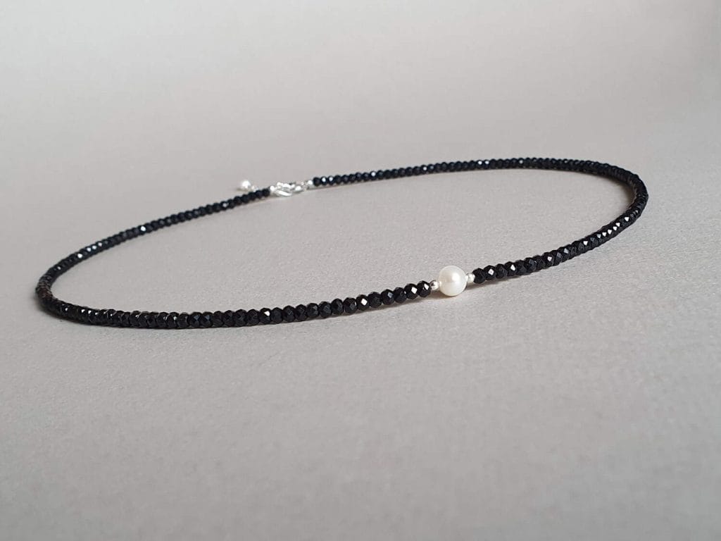 Colier din spinel, perlă și argint